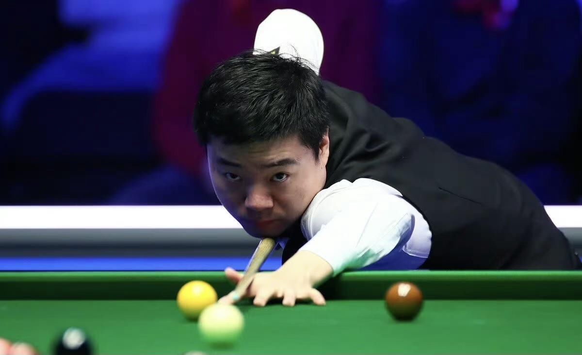 实现了篮球 实现了篮球