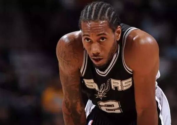 在与队医和 在与队医和