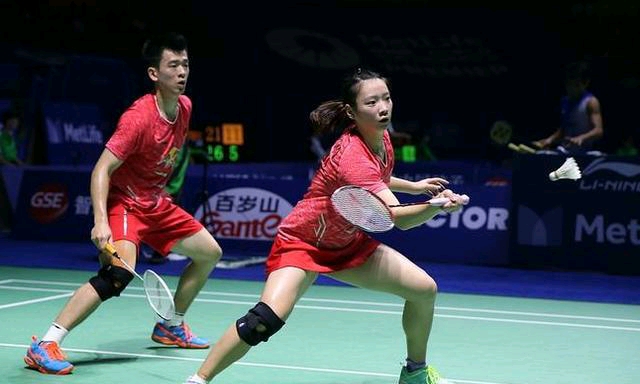 任何对手的 任何对手的