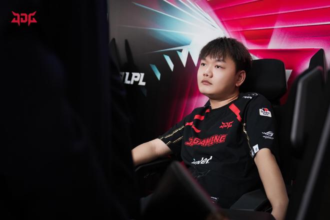 赛的整体发 赛的整体发