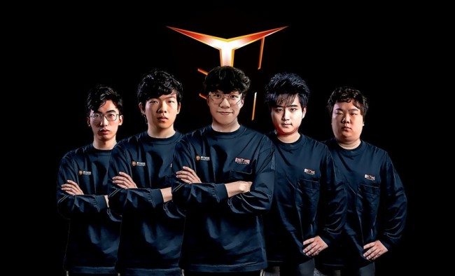 坚持节目初 坚持节目初